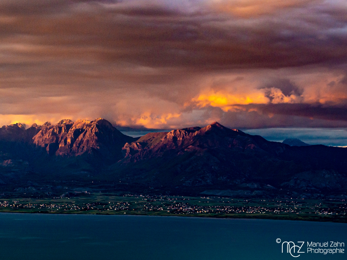 Berge im Abendlicht